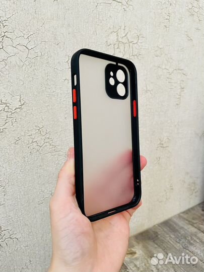 Чехол на iPhone 12 с защитным стеклом