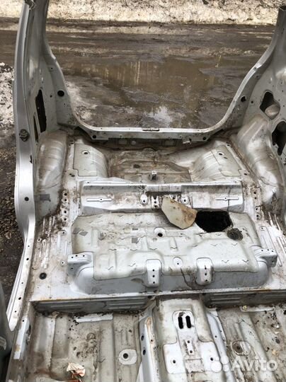 Заднее левое крыло opel agila a