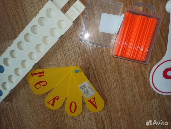 Арифметический веер, палочки и линейка для счета