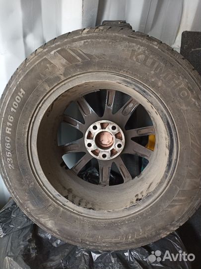 Колеса R16 на дисках Kumho crugen 235/60