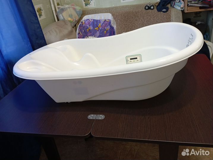 Ванночка для купания с горкой