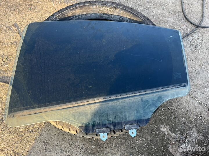 Стекло двери заднее левое митсубиси галант 9