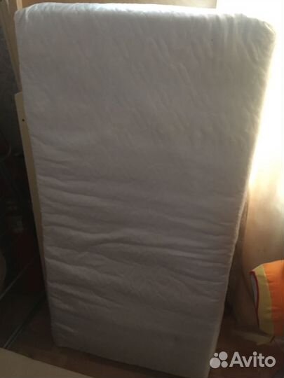 Кроватка с матрасом детская