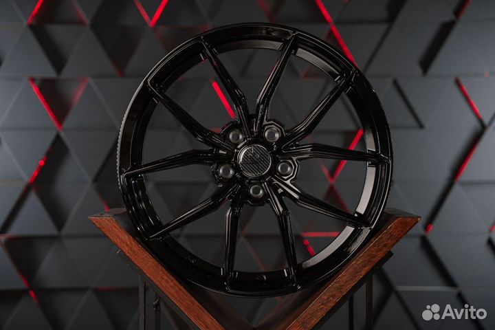 Диски литые на Dodge Ram R18 6x139.7