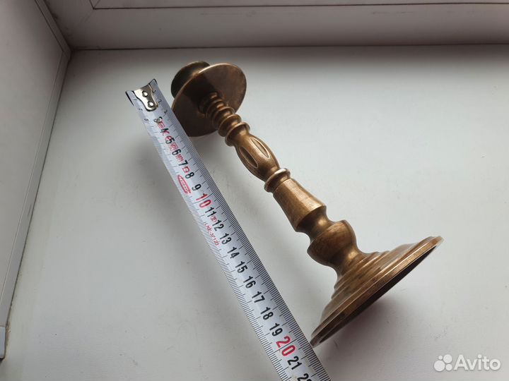 Подсвечник бронзовый