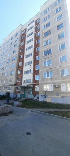 2-к. квартира, 52 м², 2/9 эт.