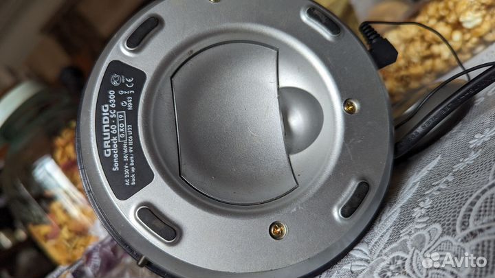 Радио будильник Grundig Sonoclock 60