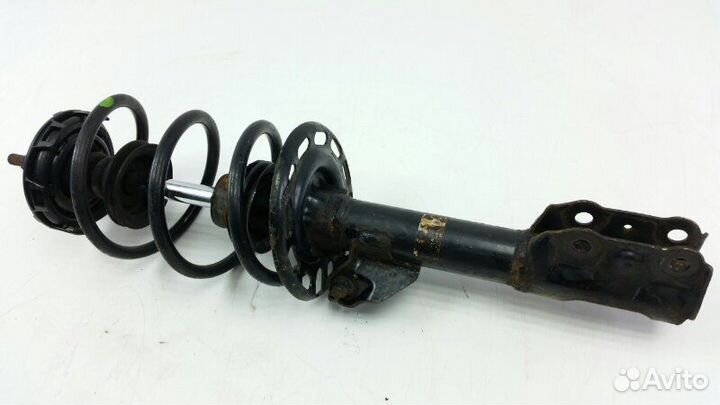 Стойка передняя левая Honda Fit GD1 2005