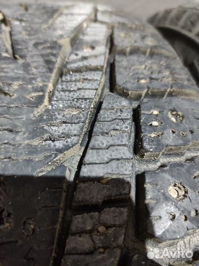 Nokian Tyres Hakkapeliitta 7 SUV 215/70 R16 100T