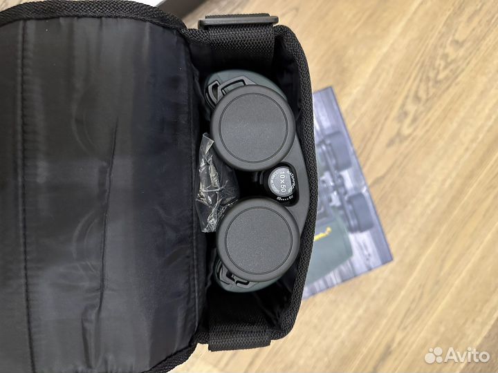 Бинокль Levenhuk Sherman Pro 10x50