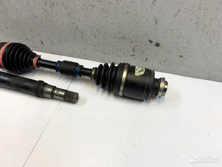 Привод в сборе мазда 5 1.8 МКПП mazda cr5