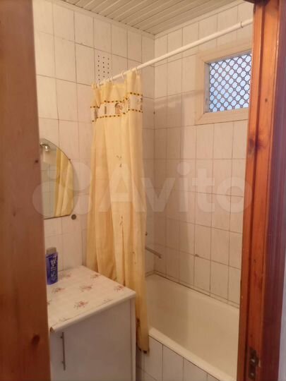 2-к. квартира, 57 м², 2/5 эт.