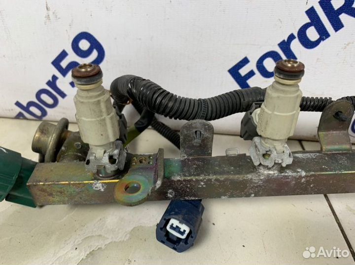 Рампа топливная Nissan Almera N15 2.0 (SR20DE)