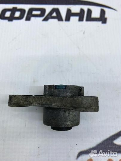 Подушка двигателя правая Volvo S80 седан B6284T