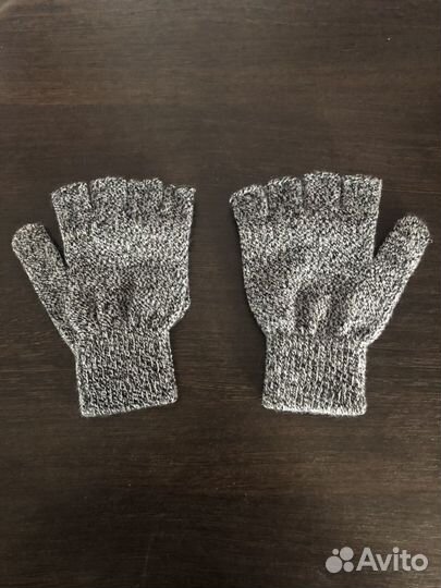 Перчатки