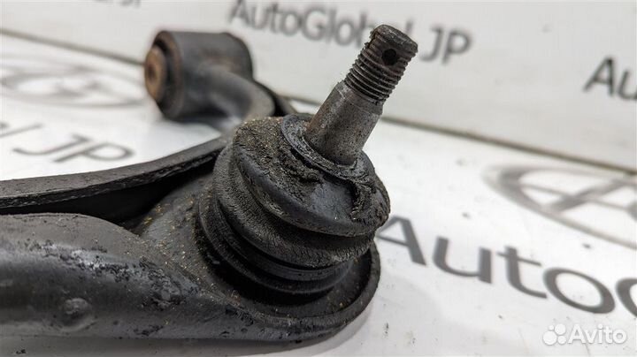 Рычаг передний правый Toyota Land Cruiser