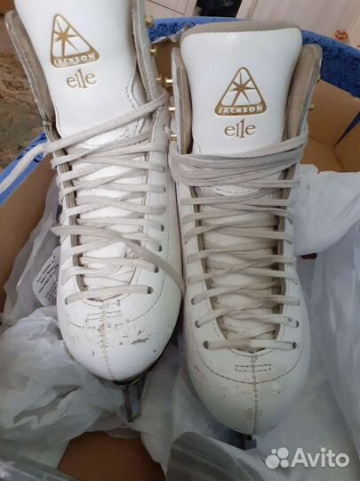 Фигурные коньки jackson