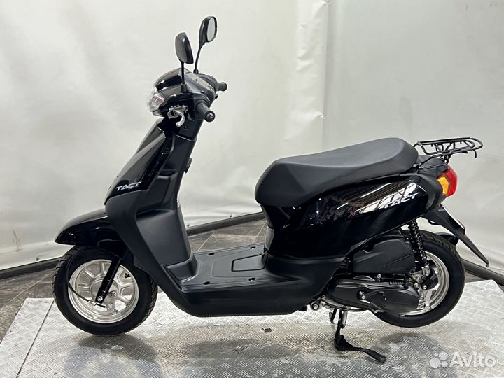 Скутер Honda Tact