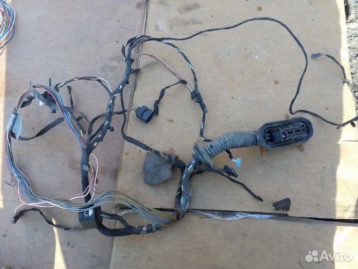 Проводка (коса) двери передней правой Bmw X5 E70