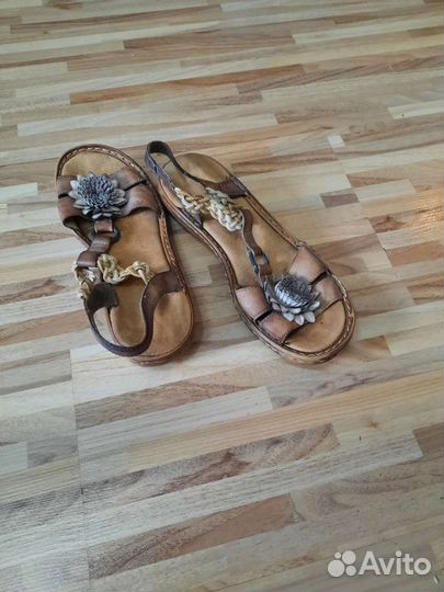 Сандалии для девочки