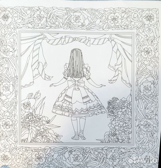 Раскраска для взрослых. Alice in Wonderland
