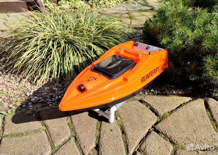 Прикормочный карповый кораблик Ранферри Solo V2