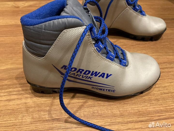 Лыжные ботинки детские