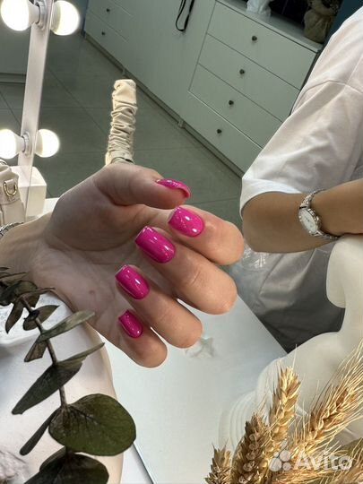 Маникюр бесплатно модель