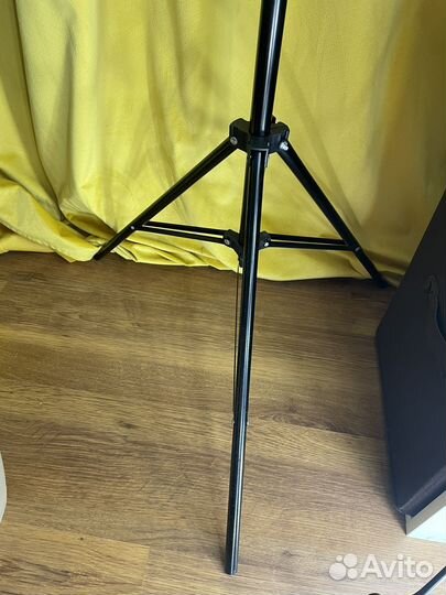 Кольцевая лампа 26 см