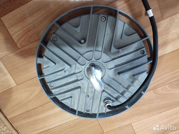 Светодиодный прожектор