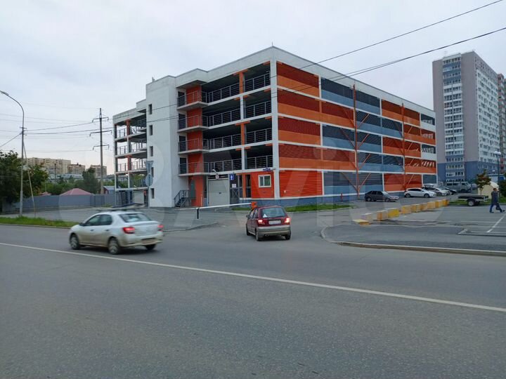 Машиноместо, 14 м²