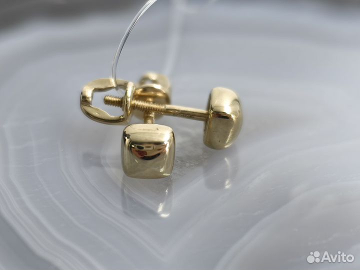 Золотые серьги пусеты