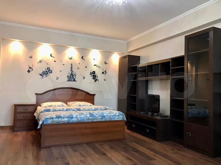 2-к. квартира, 80 м², 7/9 эт.