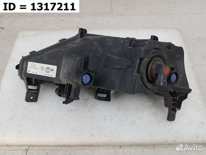 Птф передняя правая Skoda Rapid II 2020 Лифтбек