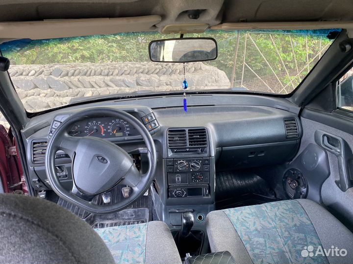 ВАЗ 2112 1.6 МТ, 2004, 220 000 км