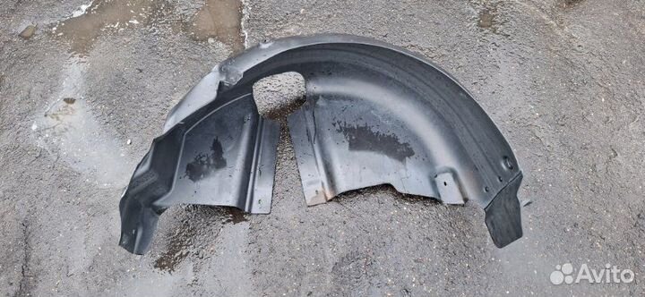 Подкрылок задний правый Skoda Rapid NH 1.6 2016