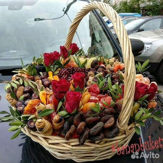 Букет из сухофруктов и орехов