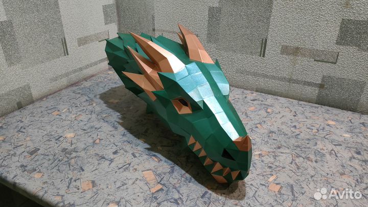 Голова дракона (настенный трофей)