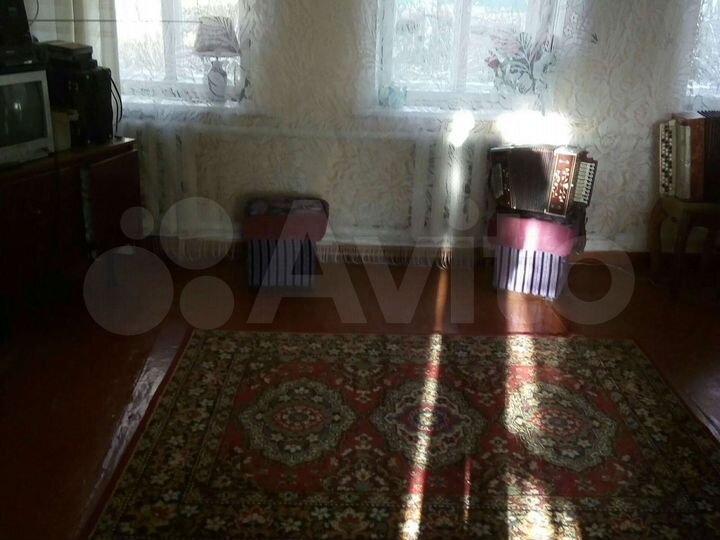 Дом 48 м² на участке 4 сот.