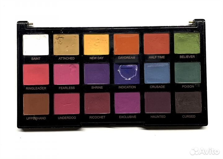 Палетка теней revolution