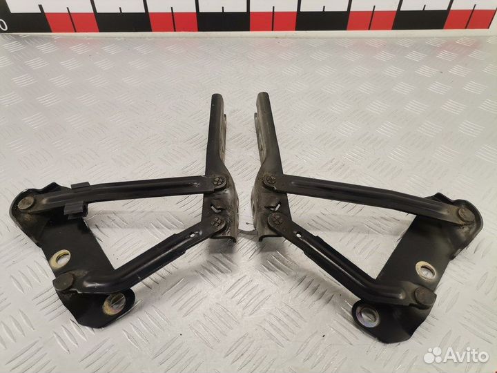 Петля капота левая для Saab 9-5 (2) 4852877