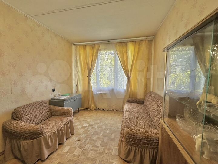 3-к. квартира, 49 м², 5/5 эт.