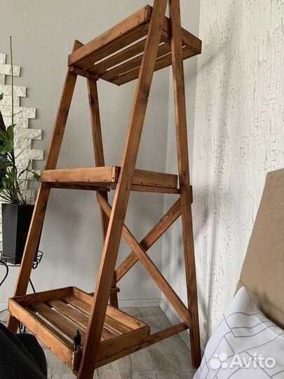 Стойка для цветов напольная