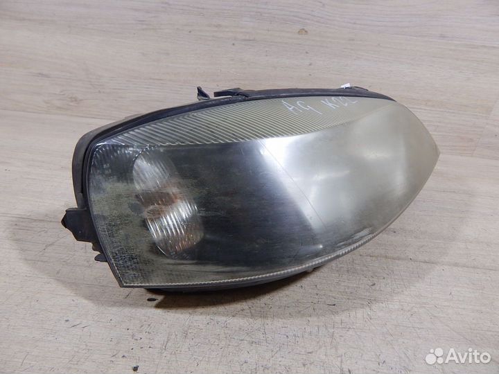 Фара правая Opel Astra G