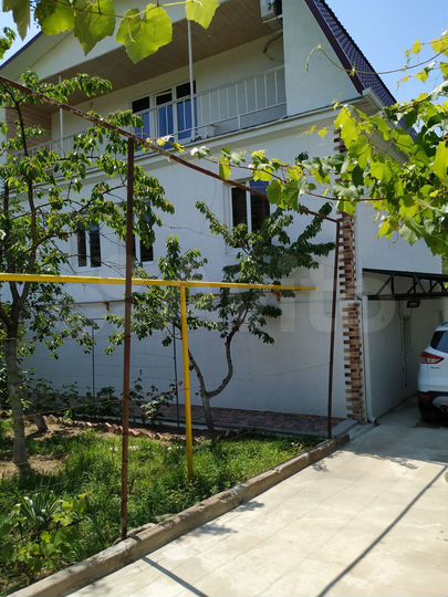 Дом 270 м² на участке 12 сот.