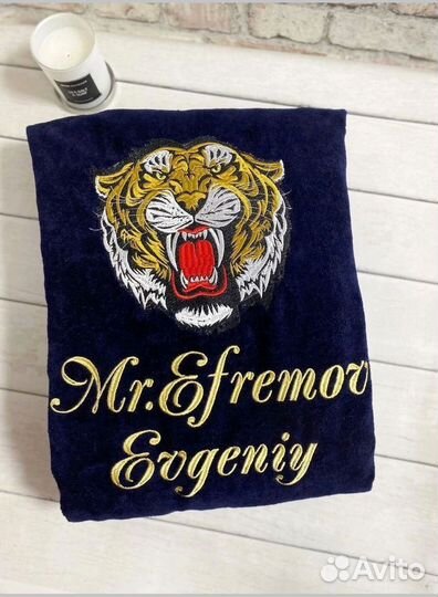 Халат с вышивкой