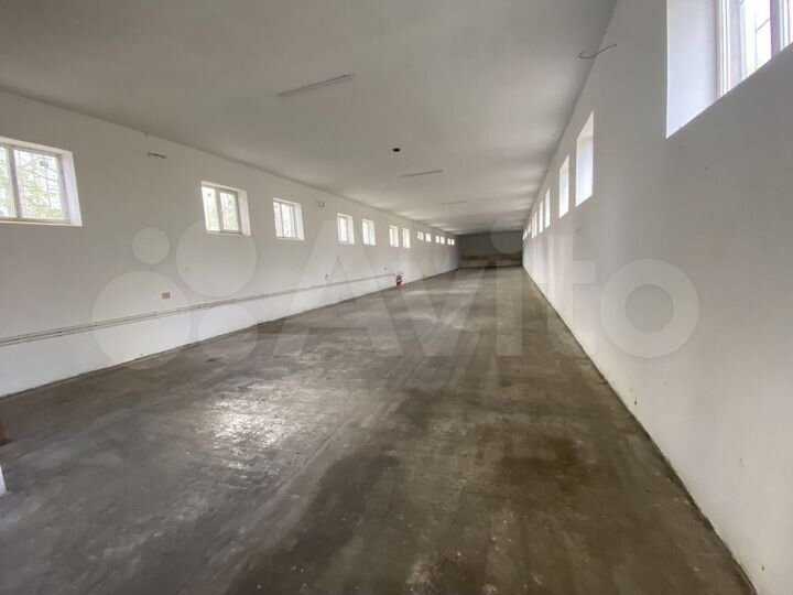 Склад, 580 м²