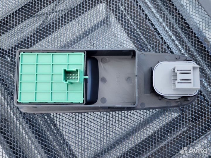 Новые Кнопки стеклоподъемника Peugeot Citroen Fiat