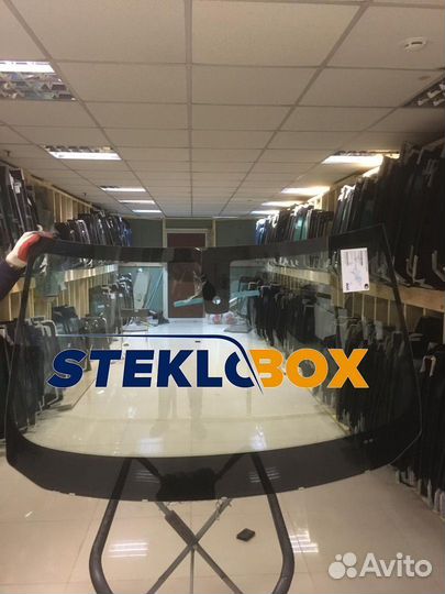 Лобовое стекло Audi a4