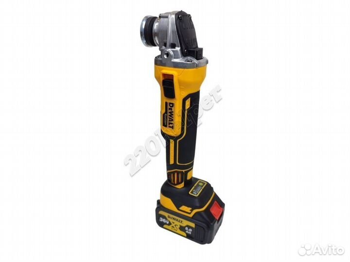 Набо инструмена DeWalt 4в1 + 4 аккумулятора